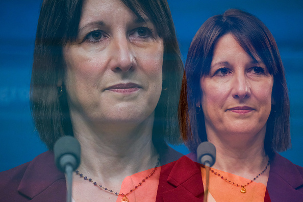 La ministre des Finances Rachel Reeves. MARTIN BERTRAND/Hans Lucas/AFP via Getty Images)
