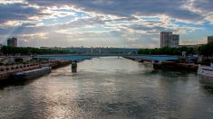 Rouen : un homme de 91 ans, probablement sans domicile fixe, perd la vie en tombant dans la Seine