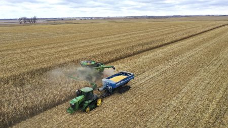 Nouvelles mesures d’aide aux agriculteurs envisagées par la Maison-Blanche alors que la guerre des tarifs douaniers s’intensifie