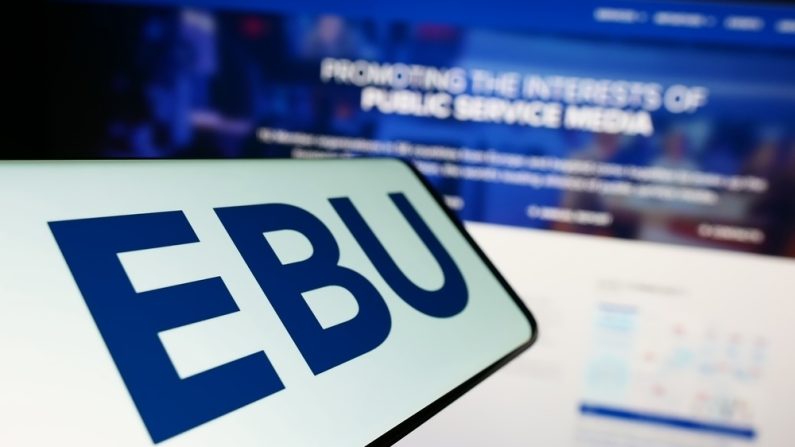 L'Union européenne de radio-télévision (European broadcasting union, EBU) a lancé le 11 avril un réseau de vérification des faits pour lutter contre la désinformation, appelé Spotlight (Shutterstock)