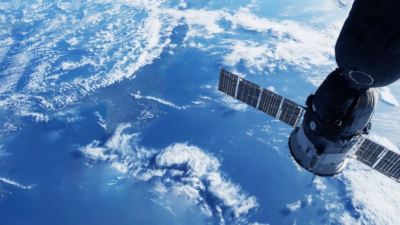 En 2024, les agences spatiales européenne et japonaise ont lancé EarthCARE, un satellite révolutionnaire pour étudier le fonctionnement interne des nuages (Illustration, Shutterstock)