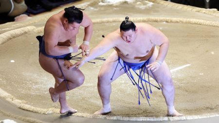 Le sumo s’offre un nouveau roi record, le 75e yokozuna de l’histoire