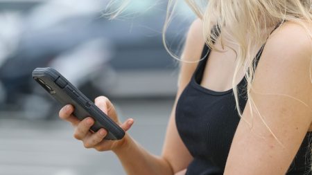 Vers la fin du démarchage téléphonique : une « victoire » pour la députée Delphine Batho