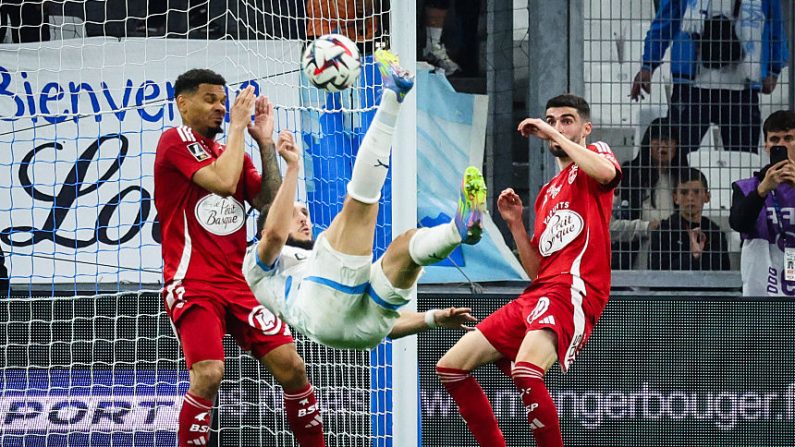 "Très content" et "très épanoui" au bout d'une demi-saison réussie à la pointe de l'attaque de l'OM, Amine Gouiri a expliqué que les Marseillais voulaient "vraiment finir deuxièmes" du championnat. (Photo : CLEMENT MAHOUDEAU/AFP via Getty Images)