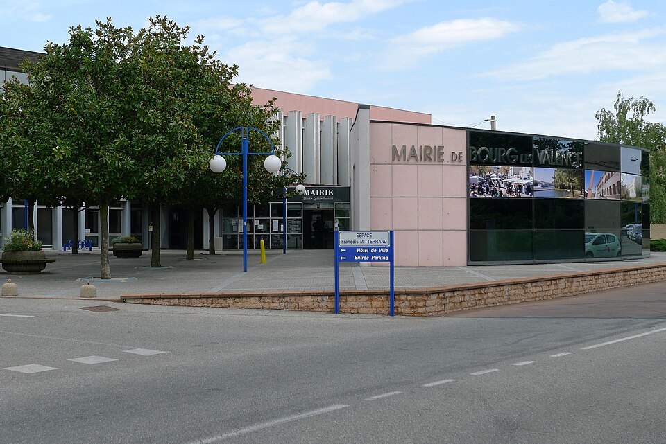 Drôme : une maire refuse de marier un Tunisien, ayant "avoué se marier pour les papiers"