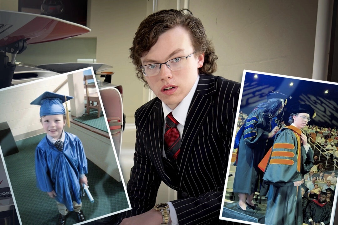 Un prodige de la robotique âgé de 16 ans obtient son doctorat et devient le plus jeune titulaire d'un doctorat aux États-Unis