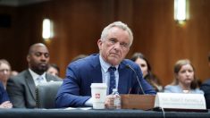 RFK Jr. déclare que l’influence de la Chine sur l’OMS pendant la pandémie est la principale raison du retrait des États-Unis par D. Trump