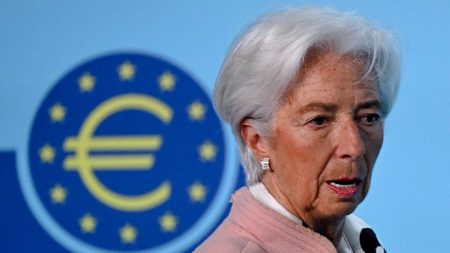L’euro prêt à défier la domination mondiale du dollar, selon Christine Lagarde de la BCE