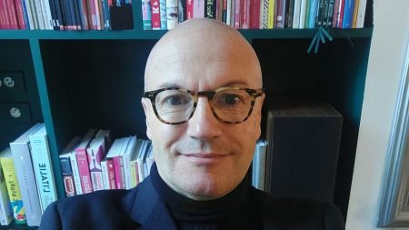 Salles de shoot : « On y accompagne les usagers dans leur consommation, mais on ne leur offre pas de perspective réelle de sortie de leur dépendance », dénonce François Diot