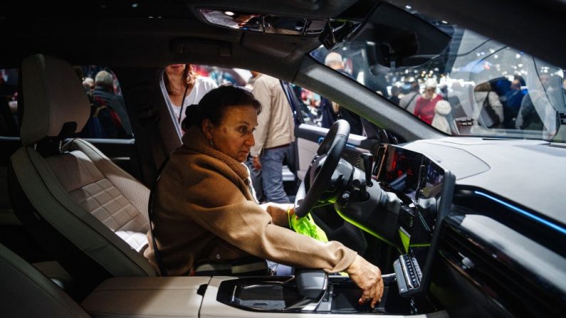 Mondial de l'Automobile de Paris, Porte de Versailles à Paris, le 15 octobre 2024. (DIMITAR DILKOFF/AFP via Getty Images)