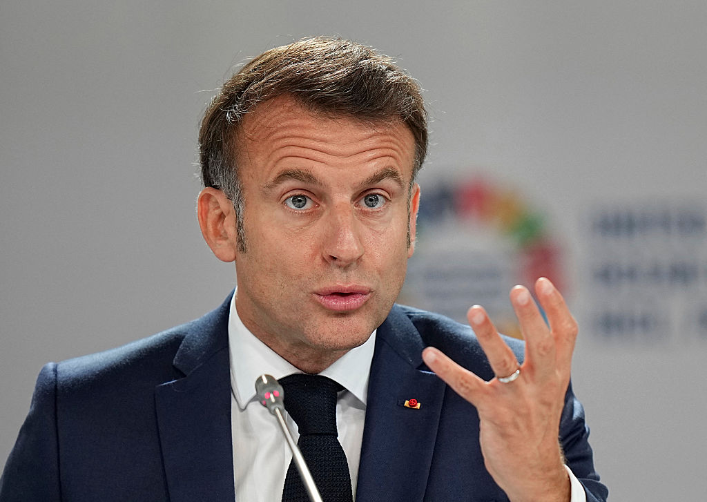 Après les frappes israéliennes en Iran, Emmanuel Macron réunit un conseil de défense