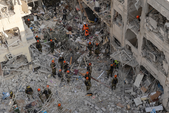 Israël frappée par des missiles iraniens : au moins trois morts et 130 blessés