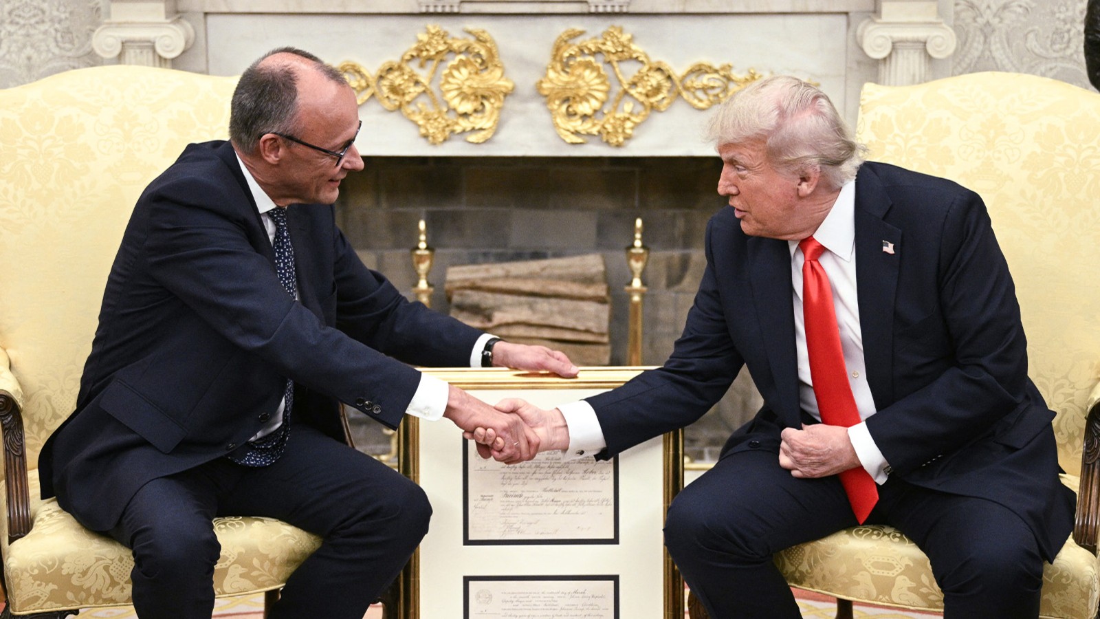 Le chancelier allemand Friedrich Merz exhorte Donald Trump à accroître la pression sur la Russie lors de sa réunion à la Maison-Blanche