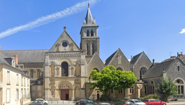 Incendie à la cathédrale de Laval : la piste d’un acte volontaire privilégiée