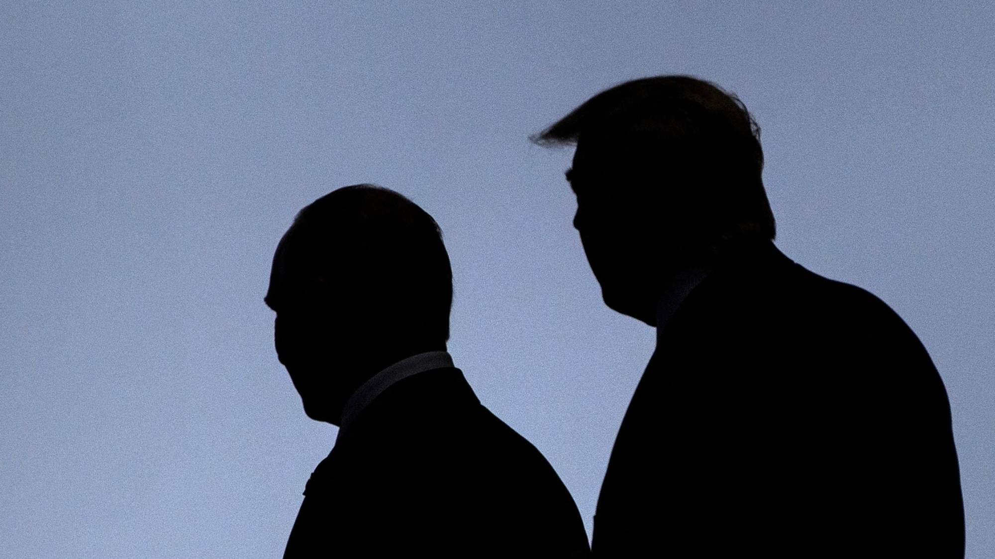 Donald Trump s'entretient avec Vladimir Poutine alors que les efforts en faveur de la paix s'intensifient