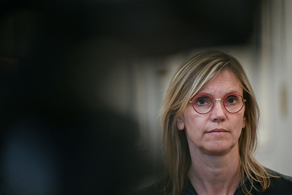Malgré les rappels à l’ordre de Macron et Bayrou, Pannier-Runacher charge encore Retailleau