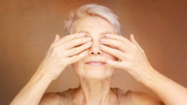 Exercices de soins oculaires de 20 minutes pour protéger contre le glaucome et les cataractes
